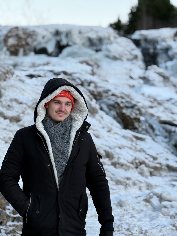 A Reykur founder by the falls